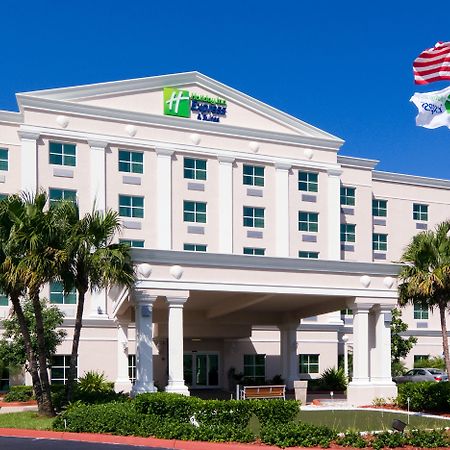 Holiday Inn Express & Suites Miami Kendall By Ihg Country Walk Экстерьер фото