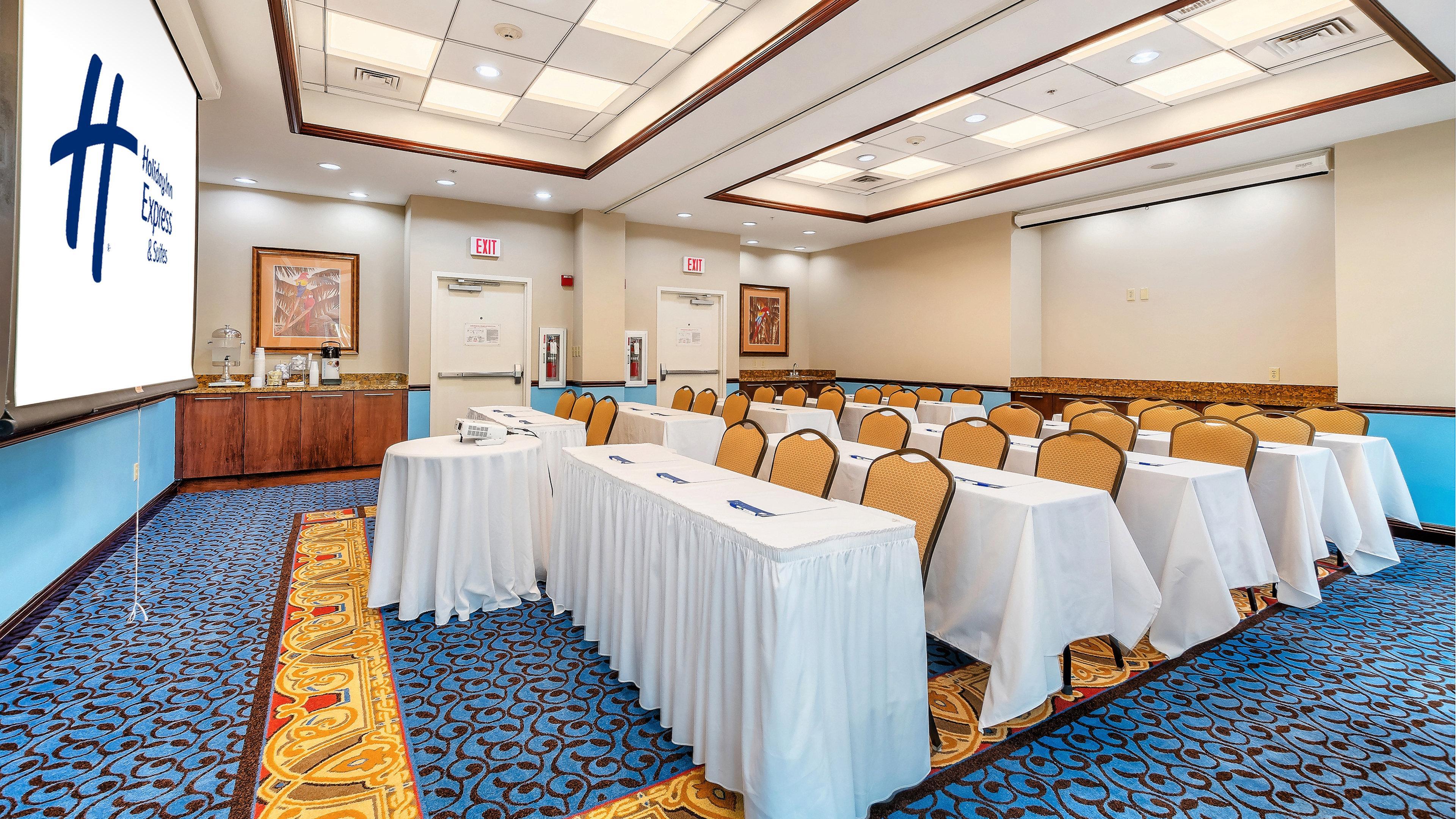 Holiday Inn Express & Suites Miami Kendall By Ihg Country Walk Экстерьер фото