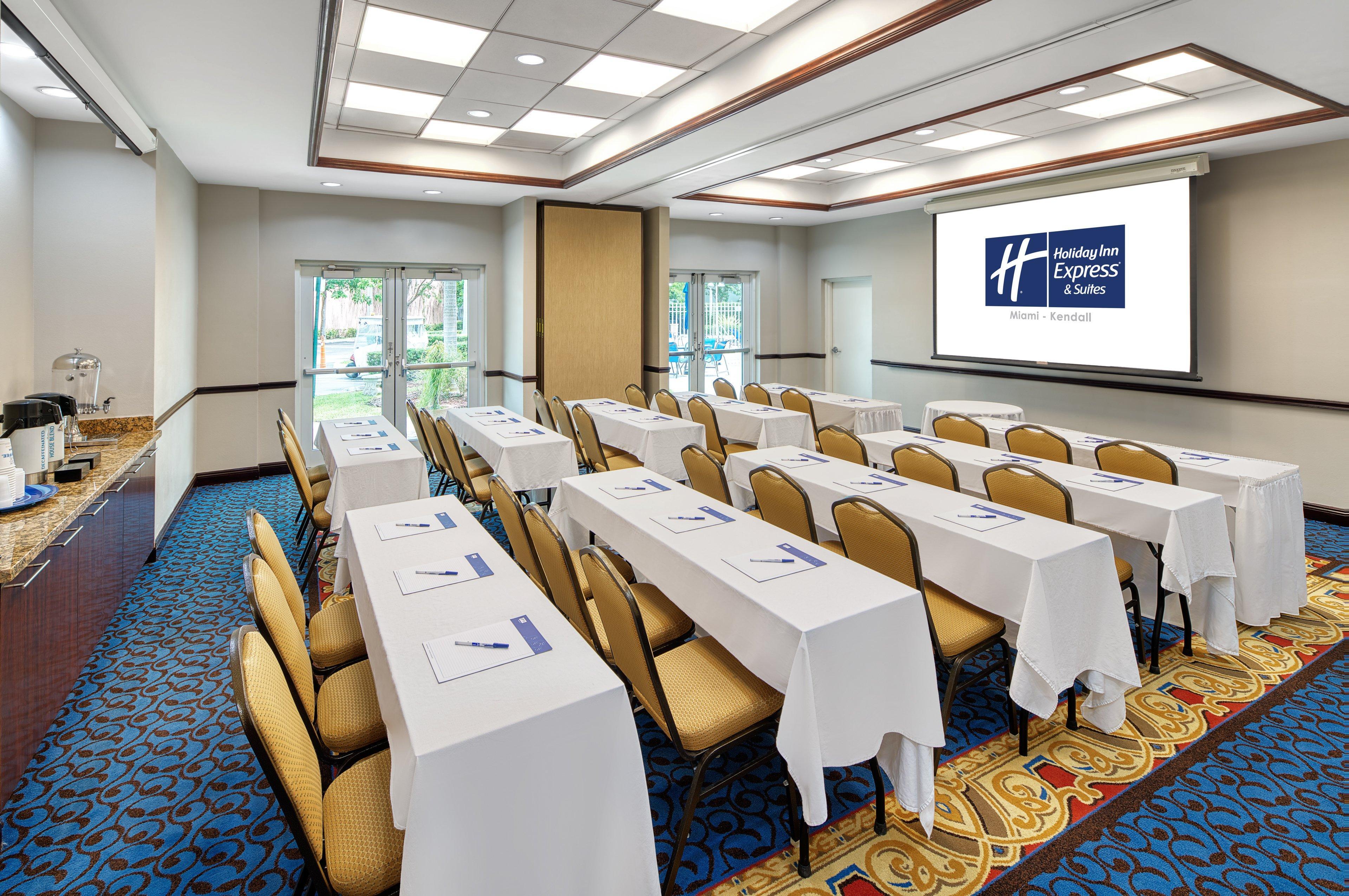 Holiday Inn Express & Suites Miami Kendall By Ihg Country Walk Экстерьер фото