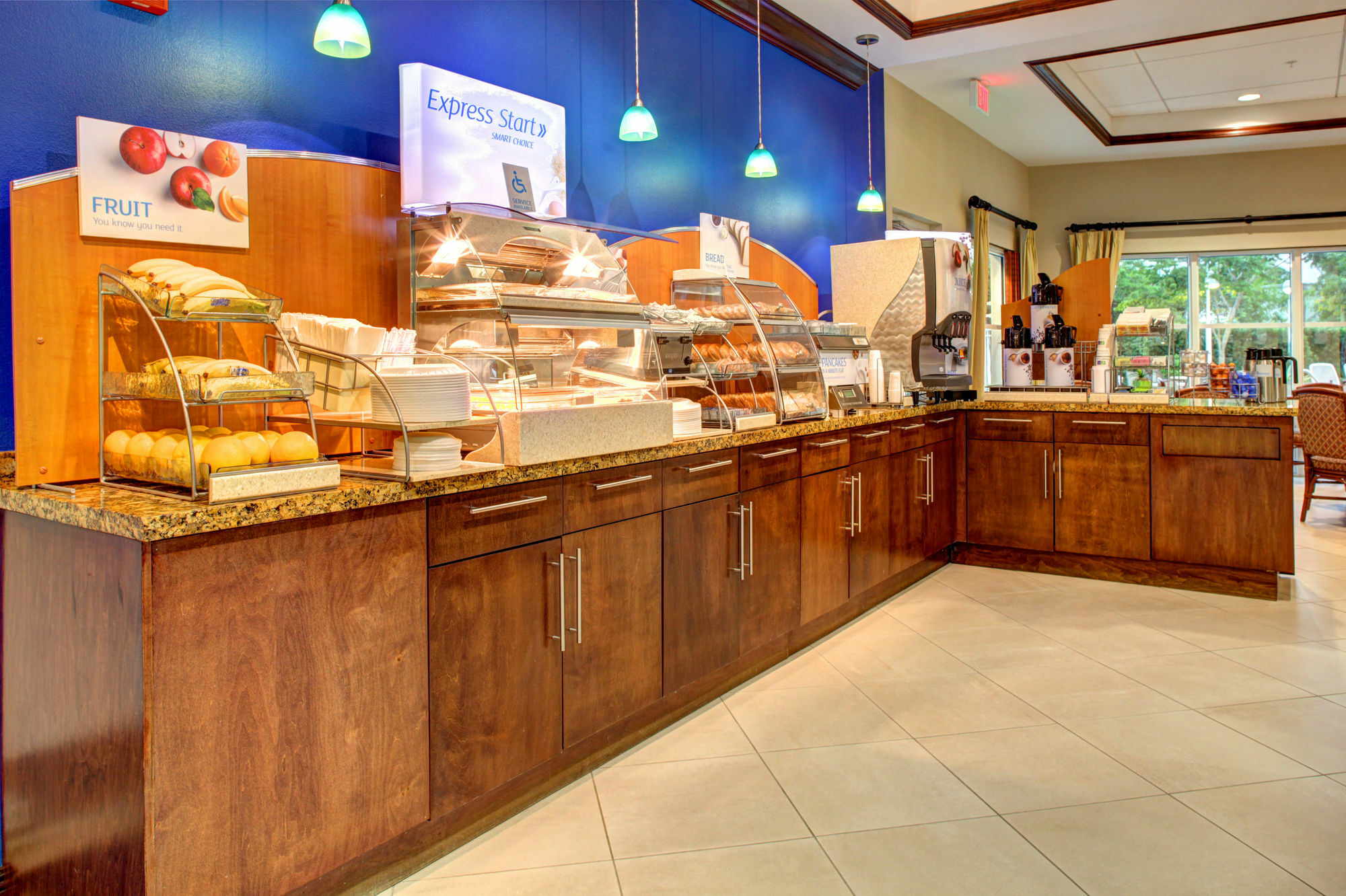 Holiday Inn Express & Suites Miami Kendall By Ihg Country Walk Экстерьер фото